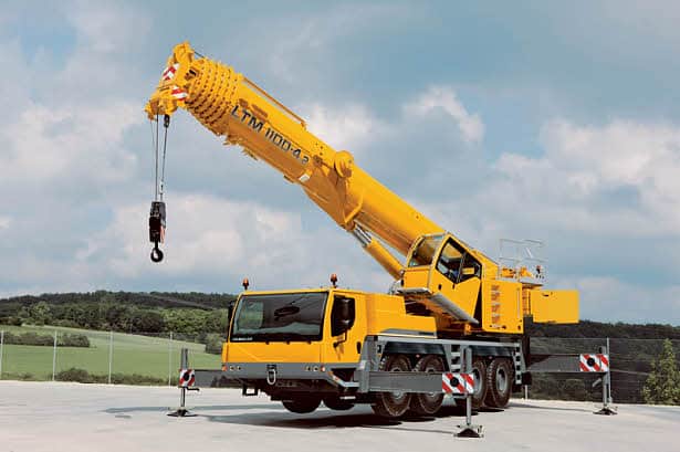 Современный автокран Liebherr