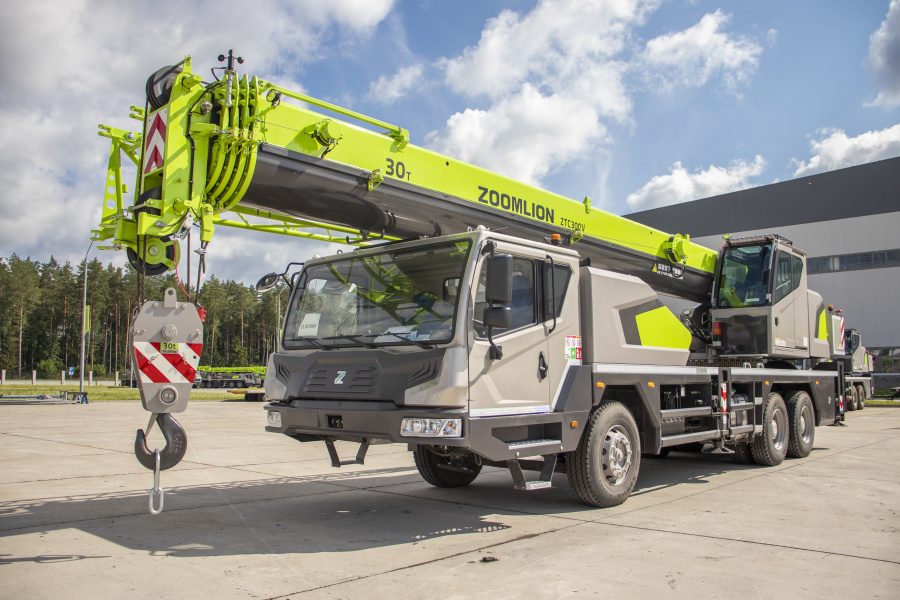 Автокран ZTC300V-1 Zoomlion 30 тонн